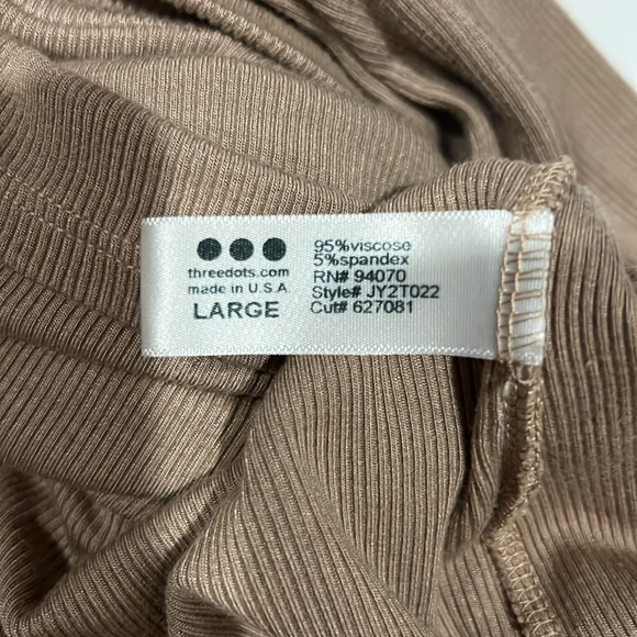 Three Dots Turtleneck - Picture 4 of 9